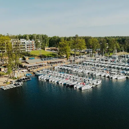 Stranda Nad Jeziorem Mazury * Гижицко